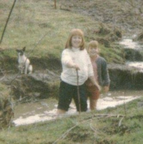 Meet your Posher, Jan - Picture 1 of 1